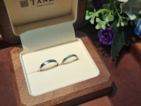 【TANZO.(鍛造指輪)の口コミ】 お互いの好みに合わせたデザインにしつつ、ペア感が出るようこだわりまし…