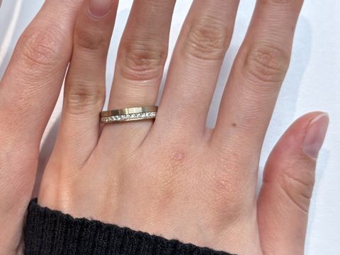 【BRILLIANCE+(ブリリアンスプラス)の口コミ】 今回は試着のみで購入には至りませんでしたが、下がハーフエタニティで素…