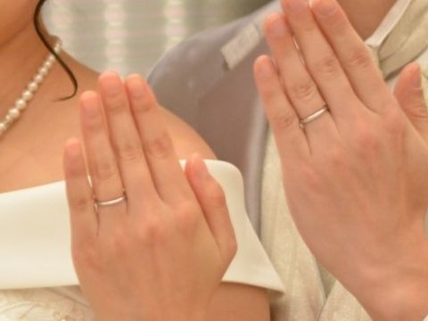 【ケイウノ ブライダル(K.UNO BRIDAL)の口コミ】 シンプルで普段の生活になじむような指輪を探していました。角のない丸い…