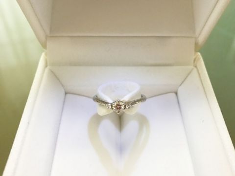 【STAR JEWELRY(スタージュエリー)の口コミ】 有名ブランドである事と憧れていたブランドだったので最初に見にいきまし…