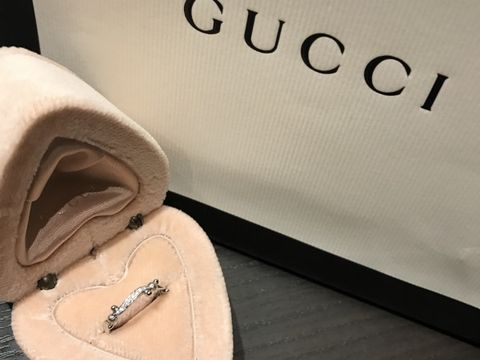 【グッチ(GUCCI)の口コミ】 一番の決め手は対応してくださったお姉さんの人柄です。
一生モノを選ぶに…