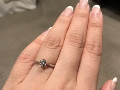 【銀座ダイヤモンドシライシの口コミ】 友達から王道の立て爪リングは日常使いしにくく結局しまったままになっち…