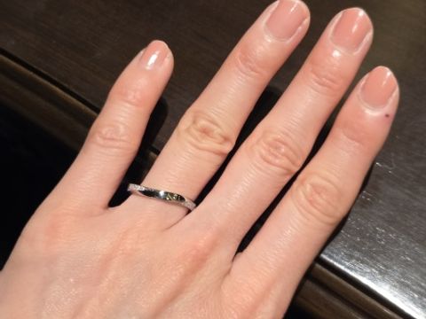 【TANZO.(鍛造指輪)の口コミ】 ・他の人と被らなさそうなデザインの指輪を探していたところ、こちらのブ…