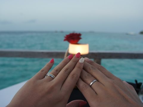 【ブシュロン(BOUCHERON)の口コミ】 プラチナでシンプルさもありながら角度がついていてキラキラして見えると…