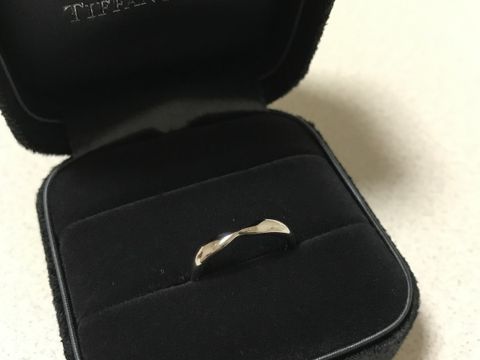 【ティファニー(Tiffany & Co.)の口コミ】 結婚指輪はティファニーと決めていました。また、ずっとつけていたかった…