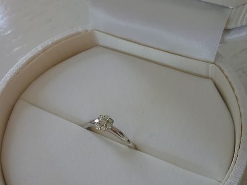 【サマンサシルヴァブライダルの口コミ】 もともとサマンサタバサのブランドが好きなこともあって、指輪はここのブ…