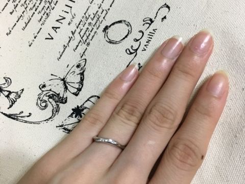 【Disney FANTASIA(ディズニーファンタジア)の口コミ】 プラチナ、メレダイヤ、ウェーブを条件に探していたのですが、細みながら…