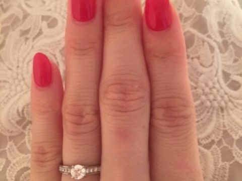 【カルティエ(Cartier)の口コミ】 当初は「THE婚約指輪」のような、立て爪の一粒リングを検討して他の海外ブ…