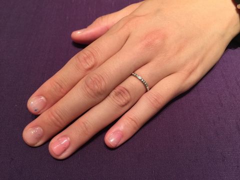【俄(にわか)の口コミ】 普段からアクセサリーとして指輪をつけないので、試着した時の違和感の無…