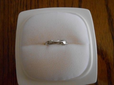 【俄(にわか)の口コミ】 日常使うものなので、石の入っていない固いプラチナ925が希望でした。でも…