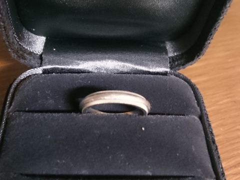 【ティファニー(Tiffany & Co.)の口コミ】 結婚指輪は毎日着けるものになるので、有名ブランドのものがいいと決めて…