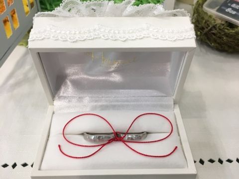 【Hamri(ハムリ)の口コミ】 店員さんの丁寧な説明で自分たちの好きなデザインに手作りできるところと…