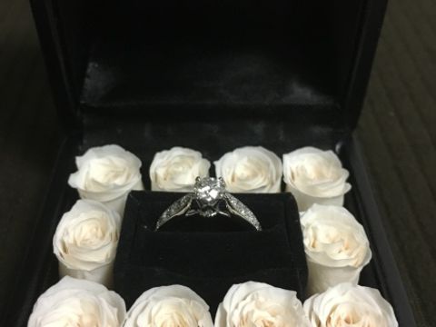 【エクセルコダイヤモンド(EXELCO DIAMOND)の口コミ】 婚約者と一緒に買いに行きました。
なるべく婚約者が欲しいものを
買って…