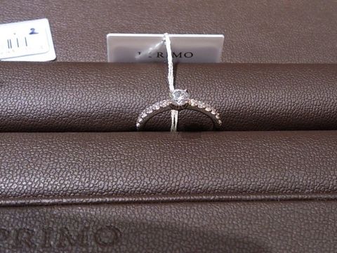 【アイプリモ(I-PRIMO)の口コミ】 アームにもたくさんのダイヤモンドが入っていて、とてもおしゃれです。
リ…