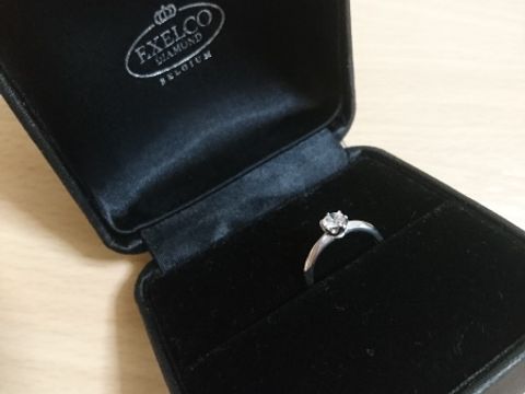 【エクセルコダイヤモンド(EXELCO DIAMOND)の口コミ】 値段がお手頃、あまりゴテゴテしたのが嫌なのでシンプルなデザインが気に…