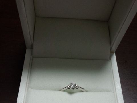 【ギンザタナカブライダル(GINZA TANAKA BRIDAL)の口コミ】 色々な店で婚約指輪を比較したのですが、気に入るものがなく、オーダーメ…