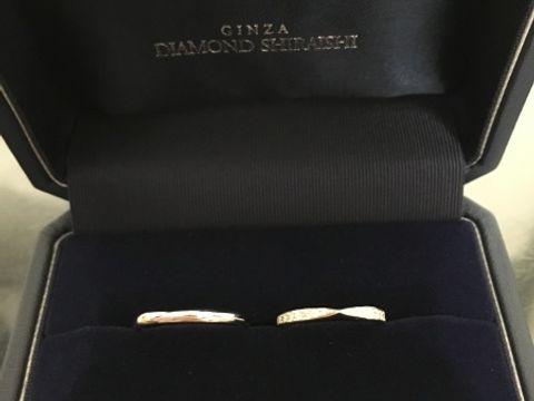 【銀座ダイヤモンドシライシの口コミ】 ティファニーハーモニーに憧れていたので、近い形で探していました。
つけ…