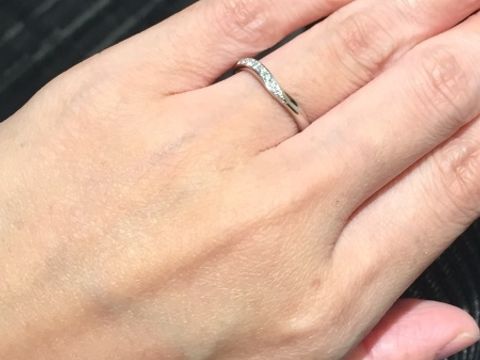 【ラザール ダイヤモンド(LAZARE DIAMOND)の口コミ】 ラザールダイヤモンドのグレン♩ダイヤモンドが入ってるタイプを探しており…