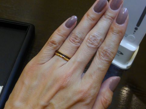 【ブシュロン(BOUCHERON)の口コミ】 決めては素敵なデザインです。一目惚れしました。シンプルなプラチナのリ…