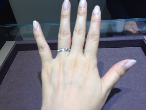 【ショーメ(CHAUMET)の口コミ】 ショーメでの結婚指輪の人気シリーズといえば、おなじみの「トルサード」…