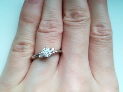 【エクセルコダイヤモンド(EXELCO DIAMOND)の口コミ】 ダイヤモンドの4C（カラット、カラー、クラリティー、カット）のうちクラ…