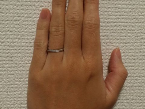 【GALA JEWELRY(ガラジュエリー)の口コミ】 まずはなんといっても価格です。ペアで10万円くらいのものを探していまし…