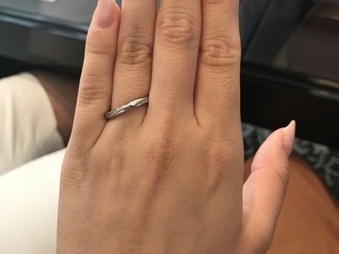 【エクセルコダイヤモンド(EXELCO DIAMOND)の口コミ】 ブライダル専門店であり種類の多さは圧倒的でした。ダイヤモンドにこだわ…