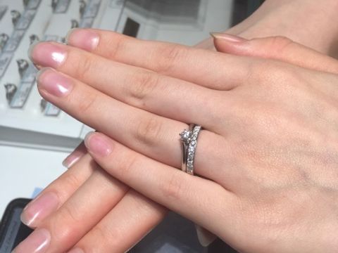 【銀座ダイヤモンドシライシの口コミ】 結婚指輪は以前から憧れのブランドがあり、そのイメージを伝えた上で結婚…
