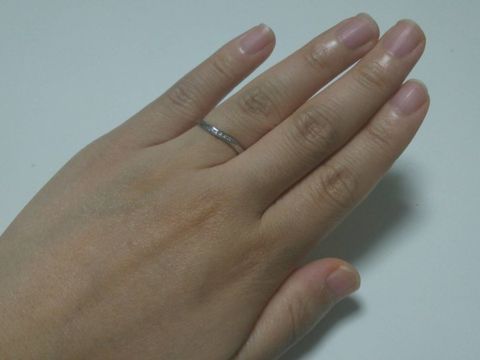 【Mariage ent(マリアージュエント)の口コミ】 たくさんはめてみて、一番ときめいたものにしようと決めていました。
男性…
