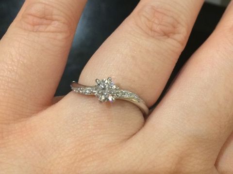 【ケイウノ ブライダル(K.UNO BRIDAL)の口コミ】 素敵なデザインも多く、これがディズニーとコラボなの？というものもあり…