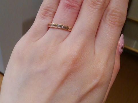 【カルティエ(Cartier)の口コミ】 ダイヤなしのシンプルなデザインですが、ピンクゴールド、ゴールド、ホワ…