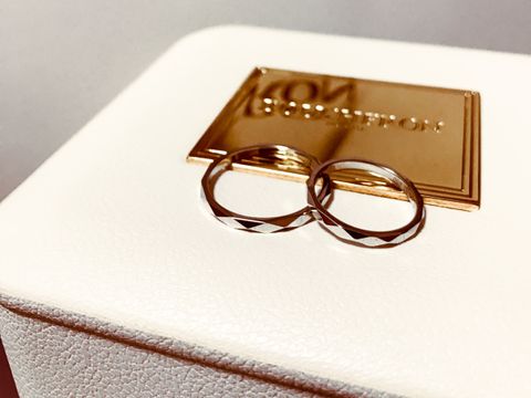 【ブシュロン(BOUCHERON)の口コミ】 初めは国内海外問わず、夫とお互い違うデザインでもいいかと思い色々と見…