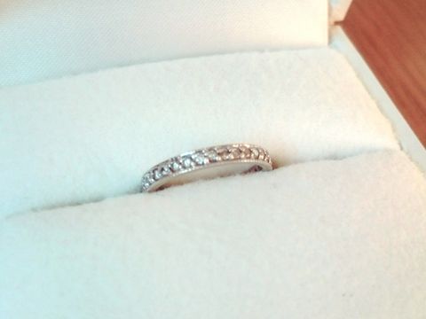 【GINZA LoveLoveの口コミ】 主人がひとまわり以上年上なので、
私と同年代の友人と一緒に
選びに行っ…