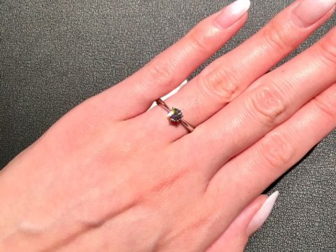 【エクセルコダイヤモンド(EXELCO DIAMOND)の口コミ】 値段とダイヤモンドの綺麗さで決めました。綺麗に見えるかどうかはカット…