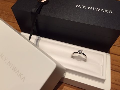 【N.Y.NIWAKA(ニューヨークニワカ)の口コミ】 とにかく見た目が可愛いです。甘すぎるデザインは好まないため、スタイリ…