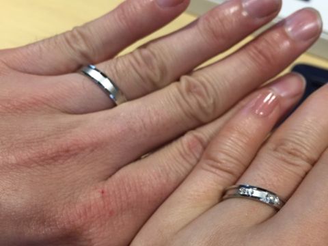 【ROYAL ASSCHER(ロイヤル・アッシャー)の口コミ】 重厚感のあるリングでしっかりした作りが特徴のあるリングです！女性側は…