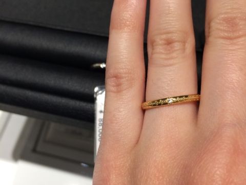 【エクセルコダイヤモンド(EXELCO DIAMOND)の口コミ】 他のブランドでは見たことのない、レースミル打ちのデザインに惹かれまし…