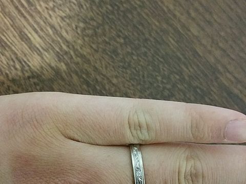 【SCARABE(スカラベ)の口コミ】 ペアリングで似たデザインのものをずっとつけていました。なので、そのデ…