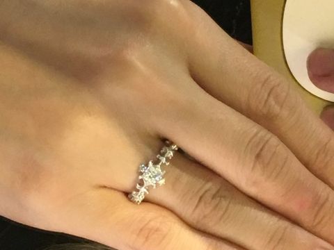 【AbHeri(アベリ)の口コミ】 ほかのブランドにはない独創的なデザインが一番の魅力でした。銀座店に立…