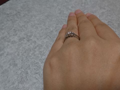 【カルティエ(Cartier)の口コミ】 カルティエというブランドが上品でずっと付けていられるというイメージが…