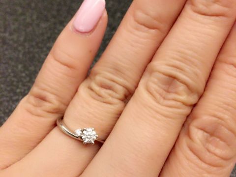 【宝寿堂(ほうじゅどう)の口コミ】 沢山お店の方に商品を出してもらいその中で自分の指にあった商品を選びま…