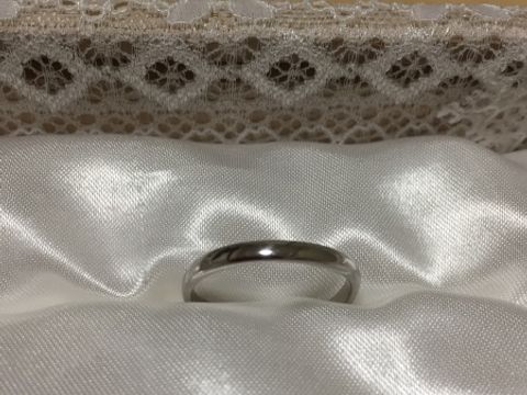 【宝寿堂(ほうじゅどう)の口コミ】 私は男なので、正直指輪は何でも良いと思っていました。
私の指はどちらか…