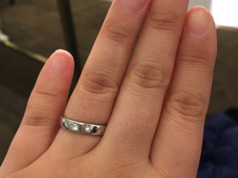 【JEWELRY  KAMATA(ジュエリーかまた)の口コミ】 とにかくデザインが豊富でよかった。実際に作った指輪のデザインをiPadで…