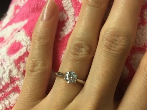 【銀座ダイヤモンドシライシの口コミ】 大きく三つあります。
⑴ダイヤモンドを持ち込みできたこと⑵価格が全て記載…