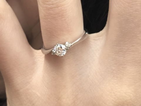 【アイプリモ(I-PRIMO)の口コミ】 デザインが決め手でした。元々ネットでデザインの検索をしており、キタル…