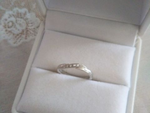 【STAR JEWELRY(スタージュエリー)の口コミ】 以前結婚当初に買ってもらった指輪があったのですが、3年でダイヤが取れて…