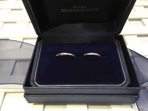 【銀座ダイヤモンドシライシの口コミ】 婚約指輪と重ね付けがしたかったので、やっぱりセットが一番キレイでした…