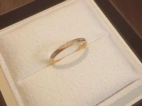 【LUCIE(ルシエ)の口コミ】 婚約指輪と一緒にフルオーダーメイドの指輪を作ってくれるお店を探しルシ…