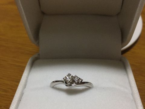 【組曲ジュエリーの口コミ】 子どもの頃からの夢で組曲ジュエリーを身に付けたいと思っていたので、主…