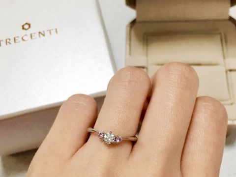 【TRECENTI(トレセンテ)の口コミ】 もともとあまり派手なデザインではないほうが良かったので、シンプルなも…